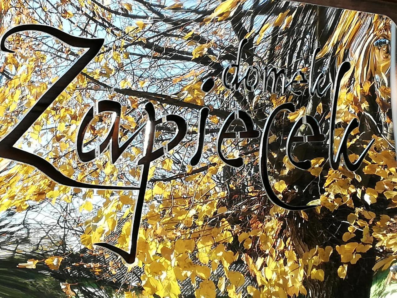 Domek Zapiecek Bialowieza Bagian luar foto